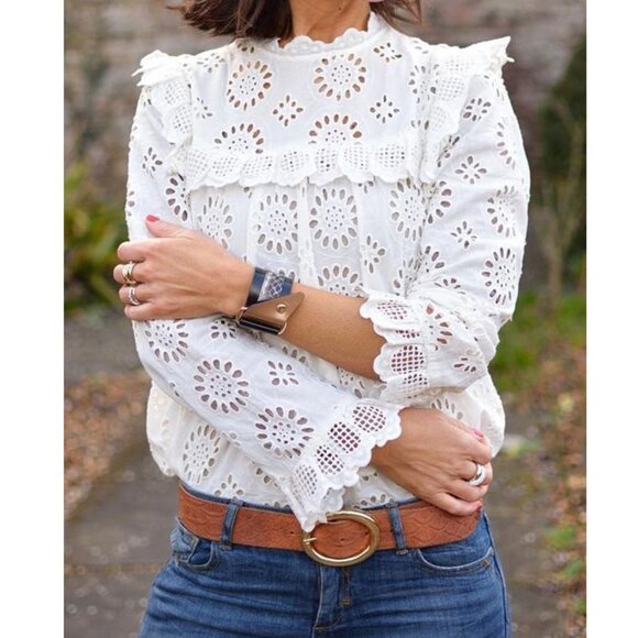 ZARA Women's White Eyelet Cotton Blouse Round Collar Size S GUC Blogger Favorite - Picture 1 of 11